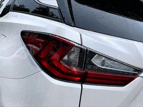 Used 2022 Lexus RX 350L FWD w/ Premium Package image 29