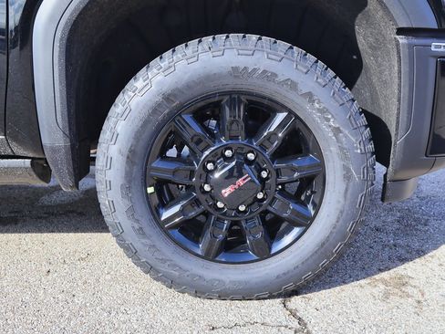 New 2026 GMC Sierra 3500 AT4 w/ AT4 Premium Plus Package image 35