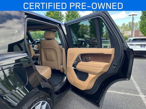 Certified 2025 Land Rover Range Rover Long Wheelbase SE AWD/4WD image 9