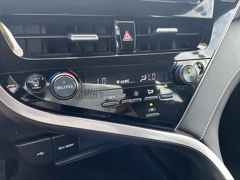 Used 2024 Toyota Camry SE FWD image 26