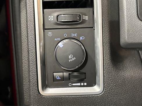 Used 2019 RAM 1500 Classic Warlock image 21