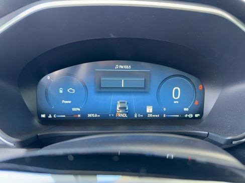 Certified 2025 Ford Escape SE w/ PHEV Premium Package FWD image 15