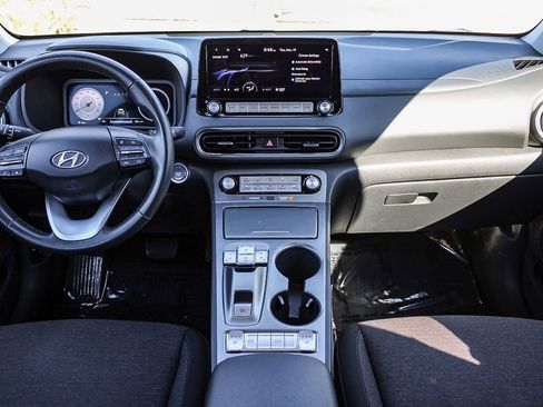 Used 2023 Hyundai Kona SEL image 12