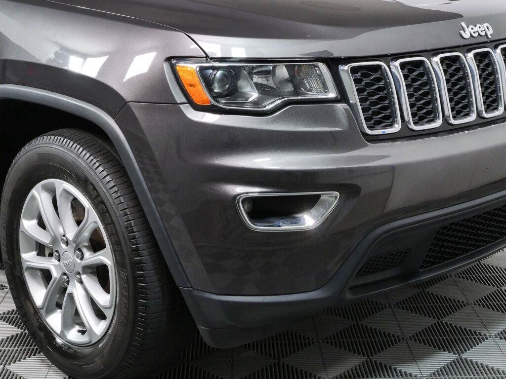 Used 2021 Jeep Grand Cherokee Laredo X RWD image 37
