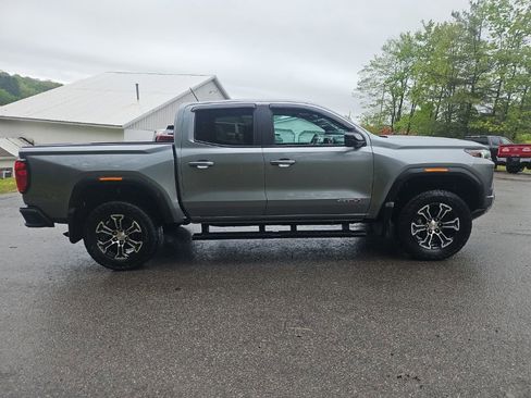 Used 2023 GMC Canyon AT4 w/ AT4 Premium Package AWD/4WD image 6