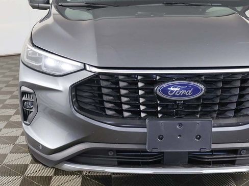 Used 2024 Ford Escape Platinum AWD/4WD image 13