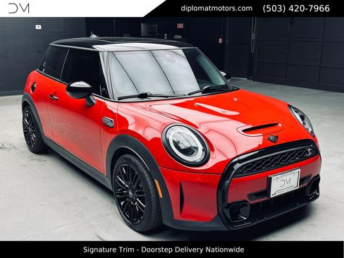 Used 2023 MINI Cooper S FWD image 9