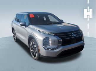 Used 2022 Mitsubishi Outlander ES video 1