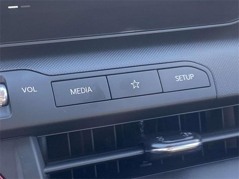 Used 2025 Kia K4 LXS image 25