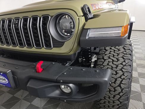 Certified 2025 Jeep Wrangler Unlimited Rubicon AWD/4WD image 15