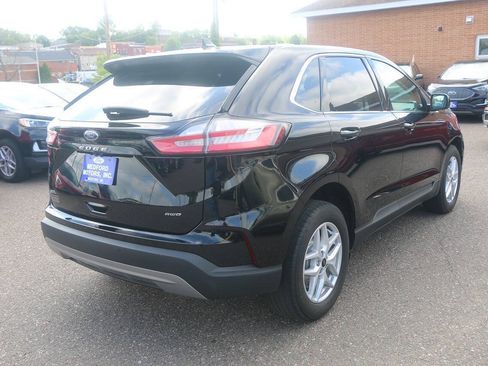 Used 2024 Ford Edge SEL w/ Convenience Package AWD/4WD image 5