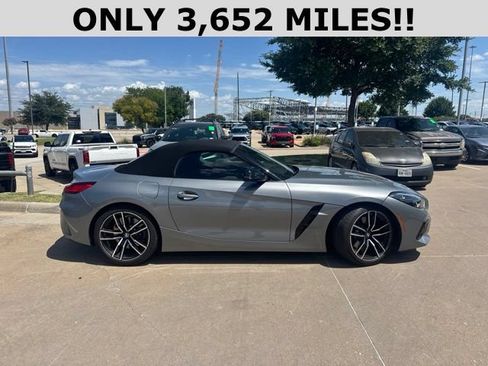 Used 2026 BMW Z4 sDrive30i w/ Premium Package RWD image 2