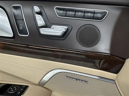 Used 2014 Mercedes-Benz SL 550 image 25