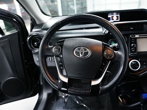 Used 2018 Toyota Prius C One image 16