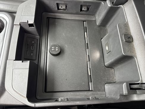 Used 2020 GMC Sierra 1500 SLT image 19