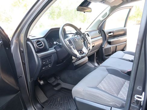 Used 2018 Toyota Tundra SR5 w/ TRD Off Road Package AWD/4WD image 19