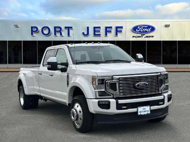 Certified 2022 Ford F450 Platinum w/ FX4 Off-Road Package AWD/4WD image 2