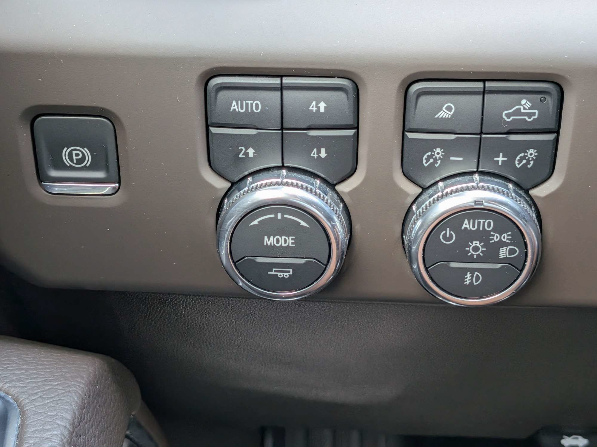 Used 2025 GMC Sierra 1500 Denali AWD/4WD image 25