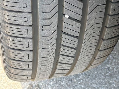 New 2026 Land Rover Defender 110 X-Dynamic SE image 42