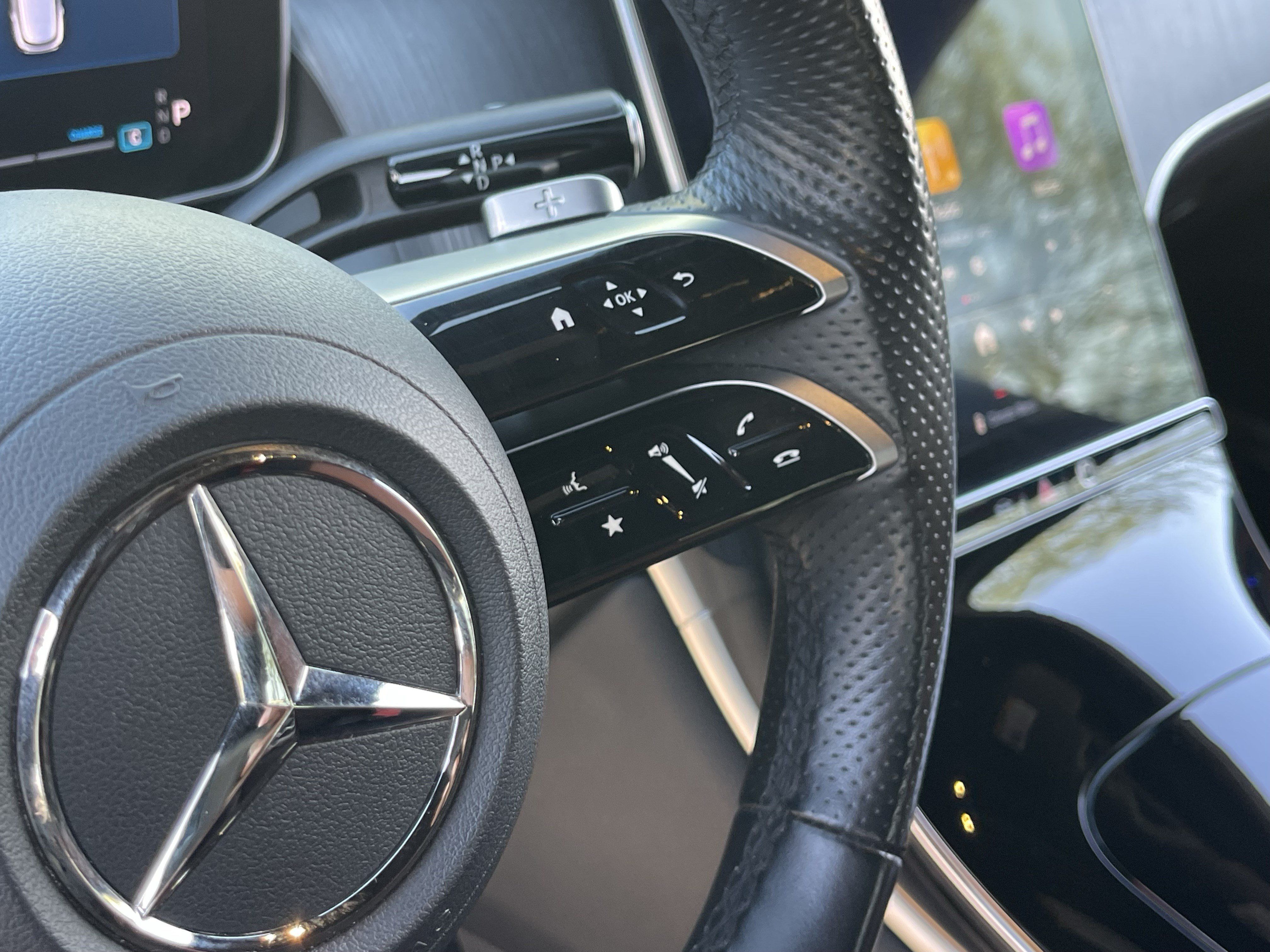 Used 2025 Mercedes-Benz GLC 300 image 26
