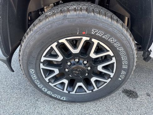 New 2026 RAM 2500 Limited AWD/4WD image 9