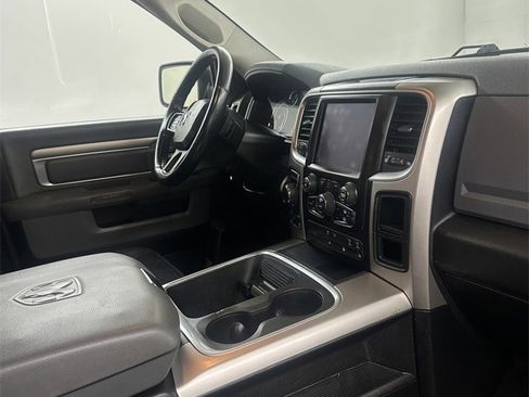 Used 2018 RAM 1500 Big Horn image 40