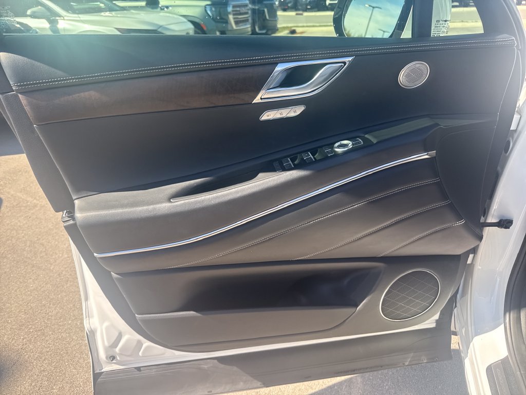 Used 2021 Genesis GV80 2.5T AWD/4WD image 12