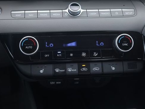 Used 2025 Hyundai Elantra SEL FWD image 18