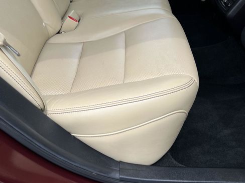 Used 2016 Toyota Avalon Limited FWD image 22