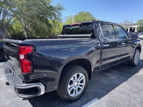 Used 2022 Chevrolet Silverado 1500 LTZ w/ LTZ Premium Package image 4