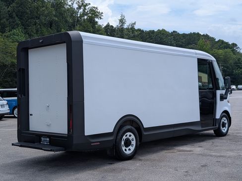 Used 2024 Chevrolet Brightdrop 600 w/ Commercial Equipment Package AWD/4WD image 9