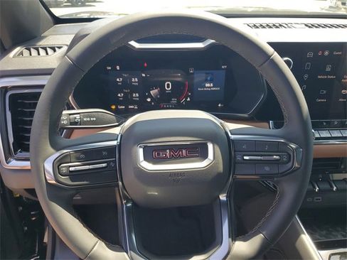 New 2025 GMC Canyon AT4 w/ Nightfall Edition image 10