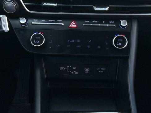 Certified 2024 Hyundai Sonata SEL FWD image 20
