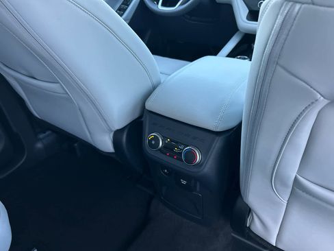New 2026 Ford Explorer Platinum w/ LUX Leather Package image 21
