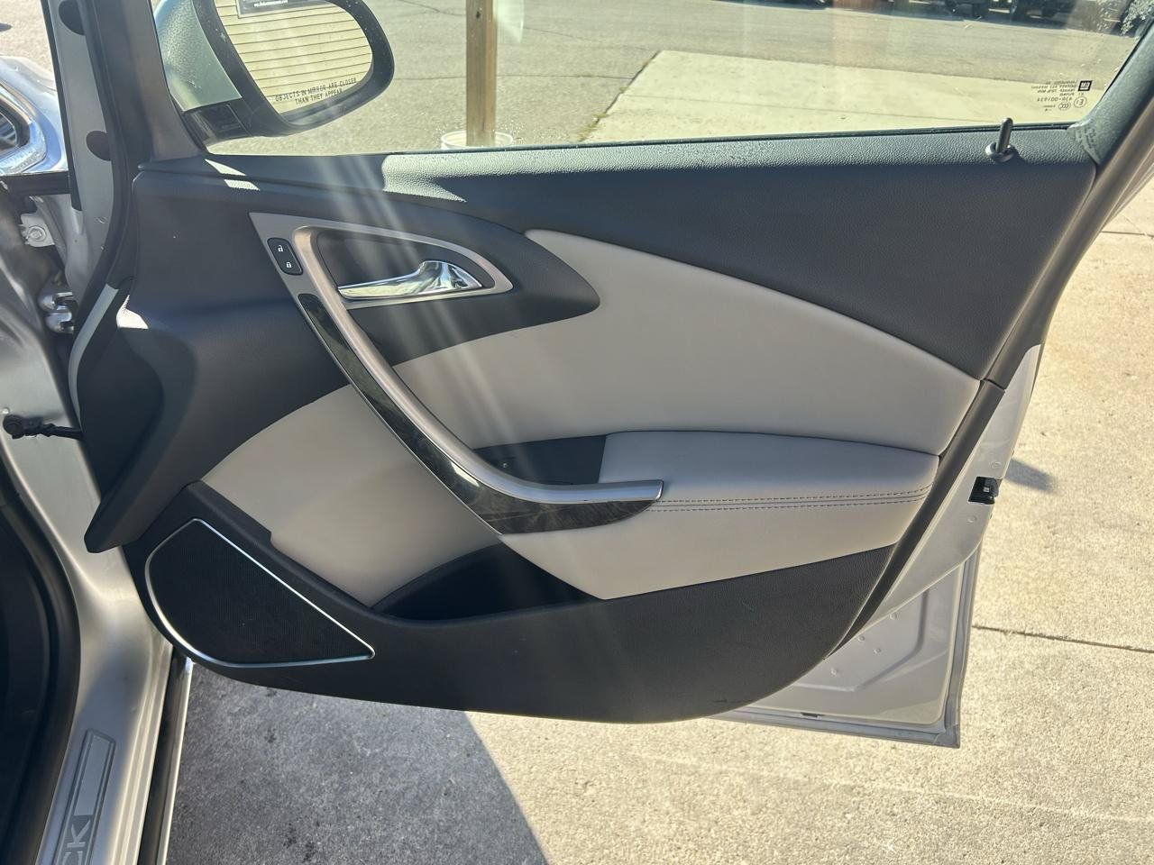 Used 2015 Buick Verano FWD image 16