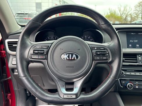 Used 2018 Kia Optima SX FWD image 19