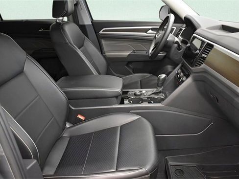 Used 2022 Volkswagen Atlas SE image 21