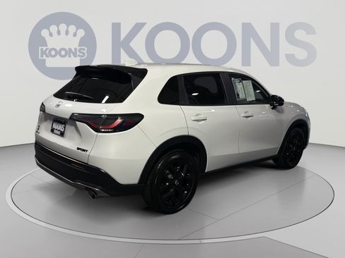 Used 2024 Honda HR-V Sport image 7