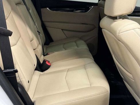 Used 2017 Cadillac XT5 FWD w/ LPO, Wheel Lock Package image 8