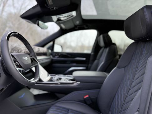 New 2026 Cadillac Escalade IQ Luxury 1 image 13