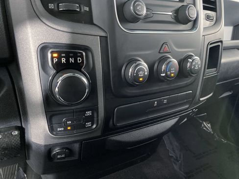 Used 2017 RAM 1500 Express AWD/4WD image 27