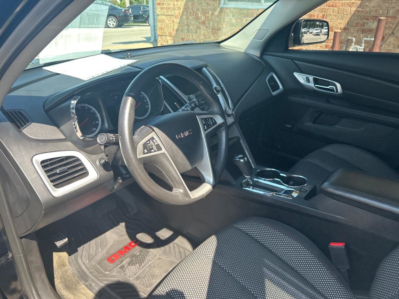 Used 2017 GMC Terrain SLE w/ Convenience Package AWD/4WD image 16