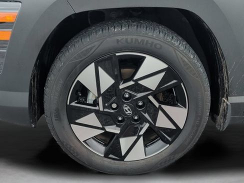 Used 2025 Hyundai Kona SEL FWD image 43