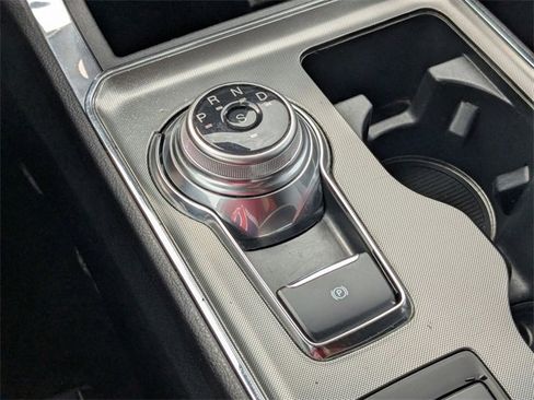 Used 2024 Ford Edge Titanium image 28