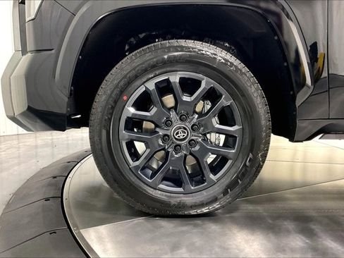 New 2026 Toyota Tundra Platinum AWD/4WD image 12