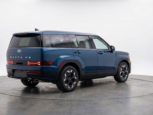 Used 2025 Hyundai Santa Fe SEL image 9