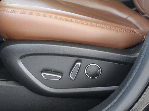 Used 2023 Lincoln Nautilus Reserve w/ Monochromatic Package image 34