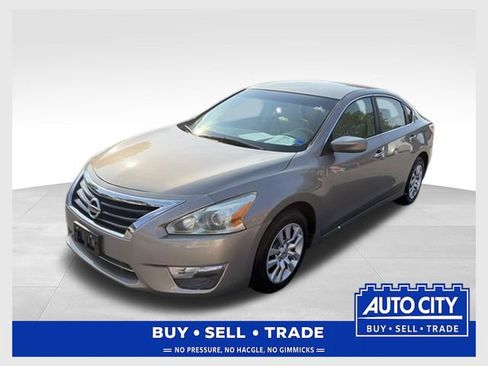 Used 2013 Nissan Altima 2.5 S FWD image 1