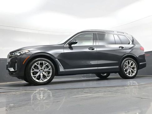 Used 2022 BMW X7 xDrive40i w/ Executive Package AWD/4WD image 41