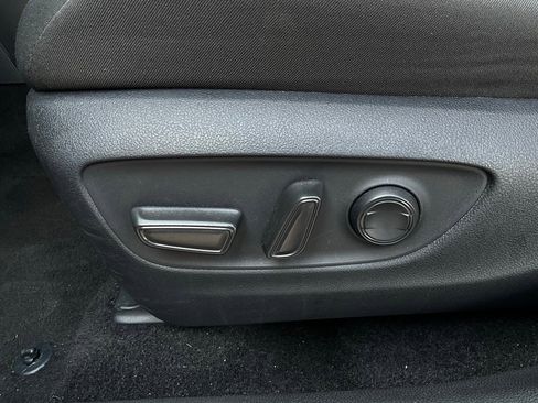 Used 2025 Toyota RAV4 XLE image 11